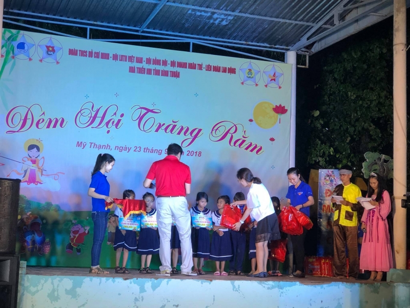 FreshfruitVietnam’s scholarships